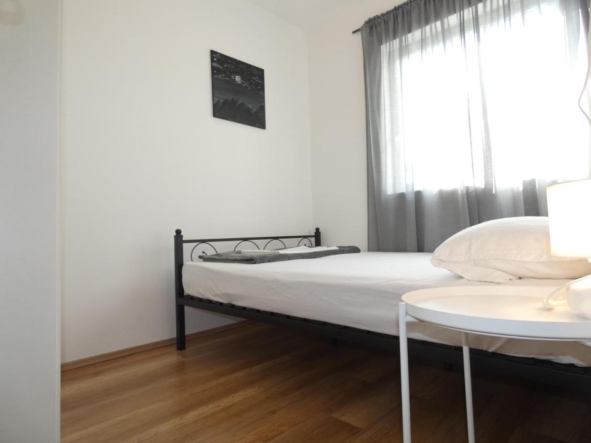 Holiday House Sia Jasenice  Ngoại thất bức ảnh
