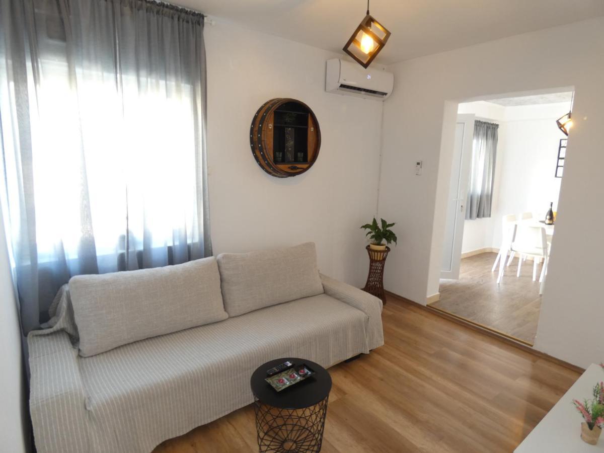 Holiday House Sia Jasenice  Ngoại thất bức ảnh
